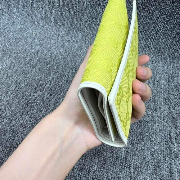 100% Authentic Gucci GG Trifold Wallet - Picture 4 of 12